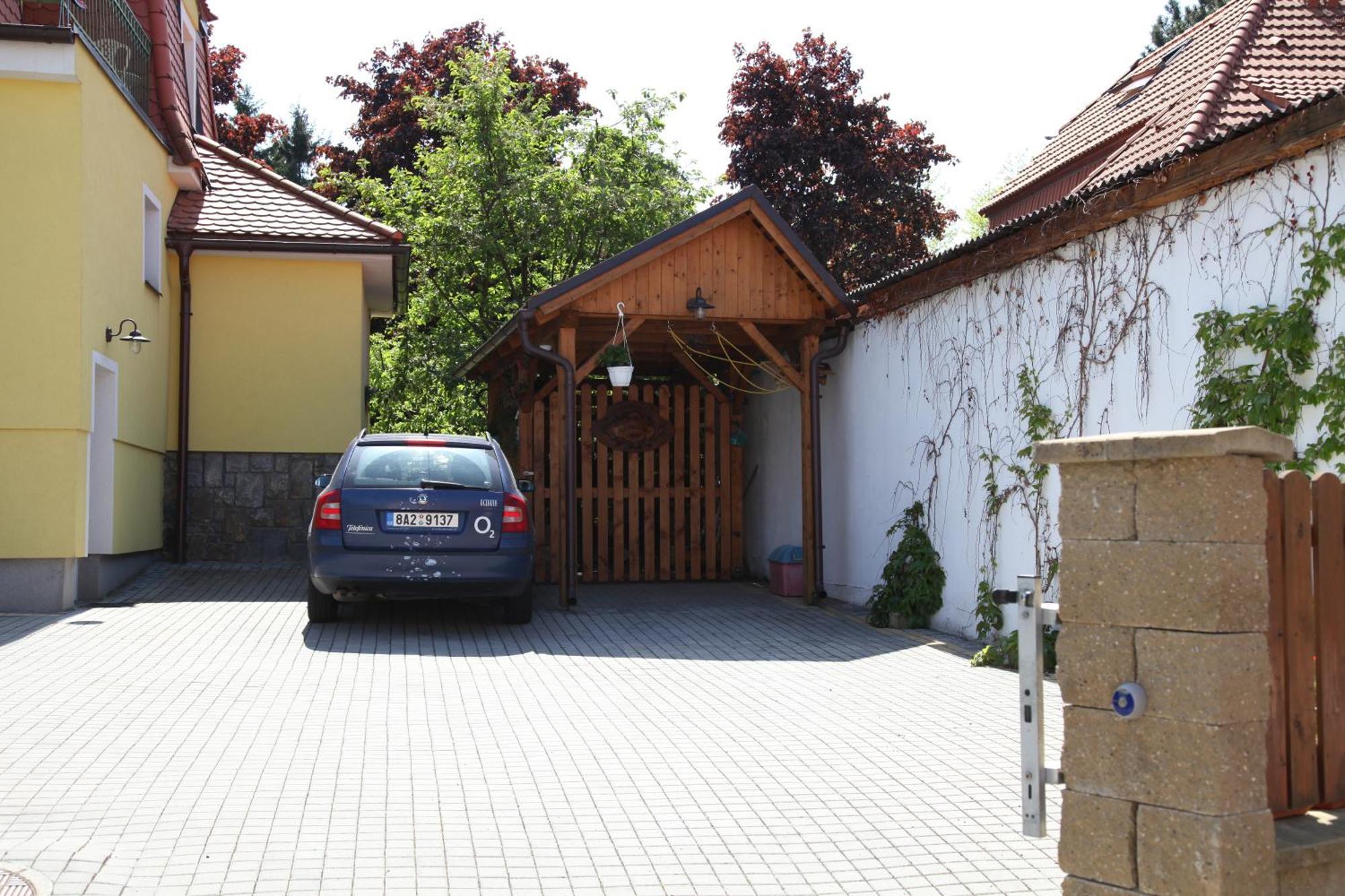 Slunecni Dum Cesky Krumlov Luaran gambar